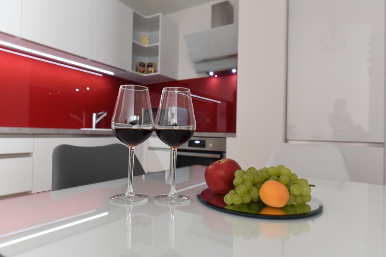 Mary's - With Free Parking Apartment *